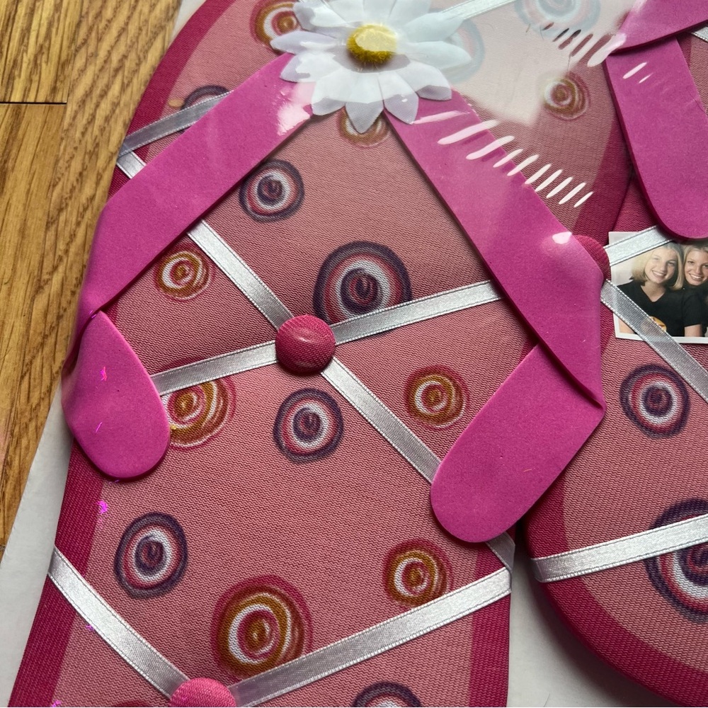 Flip flop memo board! - Picture 2 of 5